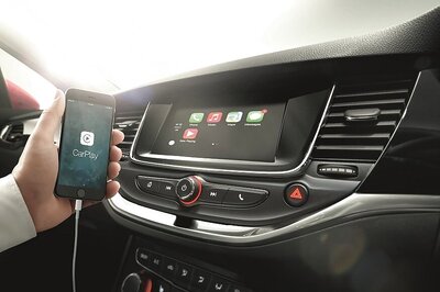 Jaguar and Land Rover to Get Apple Carplay and Android Auto in 2019