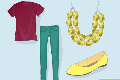 How to Wear Statement Necklaces