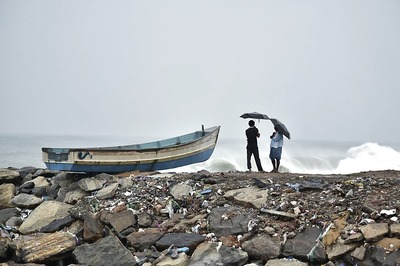 Mumbai Braces for Cyclone Ockhi, Schools to Remain Shut Today
