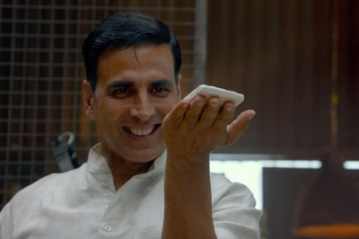 Co-producer Hails Akshay Kumar's Decision to Defer PadMan Release