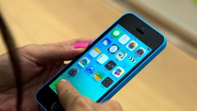 Apple to reportedly launch 8GB iPhone 5c on Tuesday