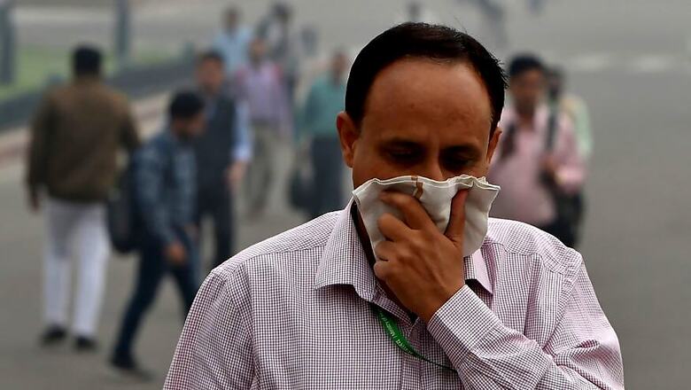 As Delhi Struggles to Breathe, 93% Residents Don't Know What AQI Means
